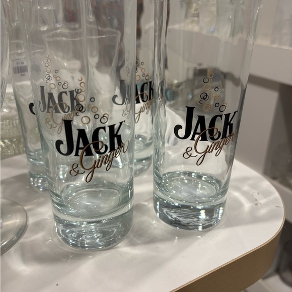 Set of 4 Jack Daniel’s & ginger glasses - Picture 3 of 3